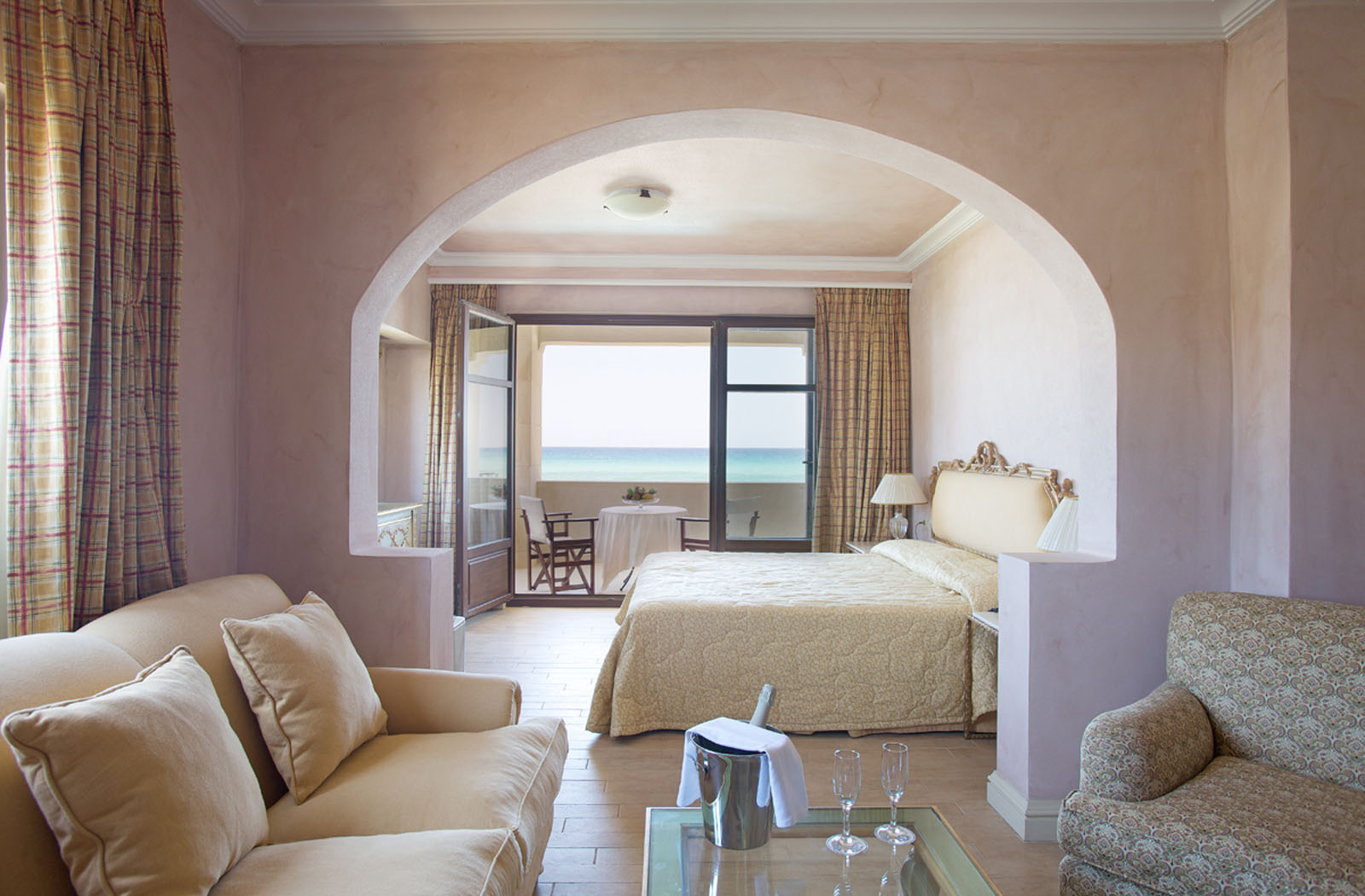 10_rithymna_beach_mythica_beachfront_villa_two_pools_two_to_seven_bedrooms_5