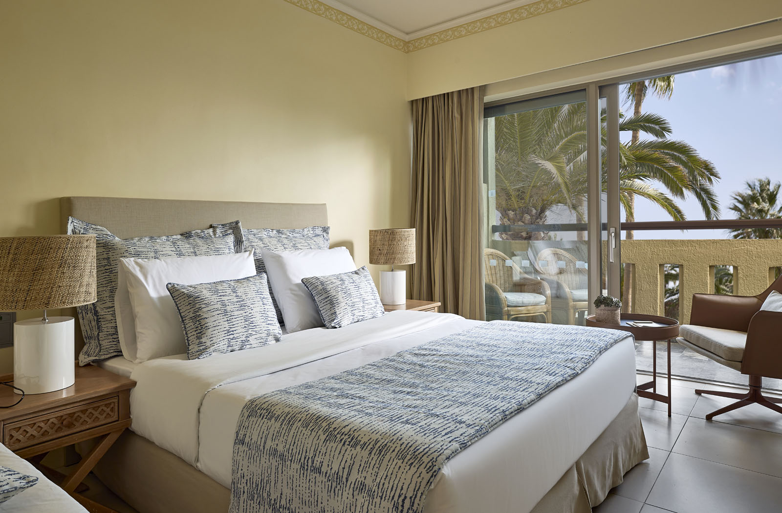 1_aquila_rithymna_beach_classic_room_garden_view_1 (1)